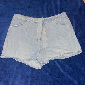 Light blue Jean shorts with belt from forever 21.